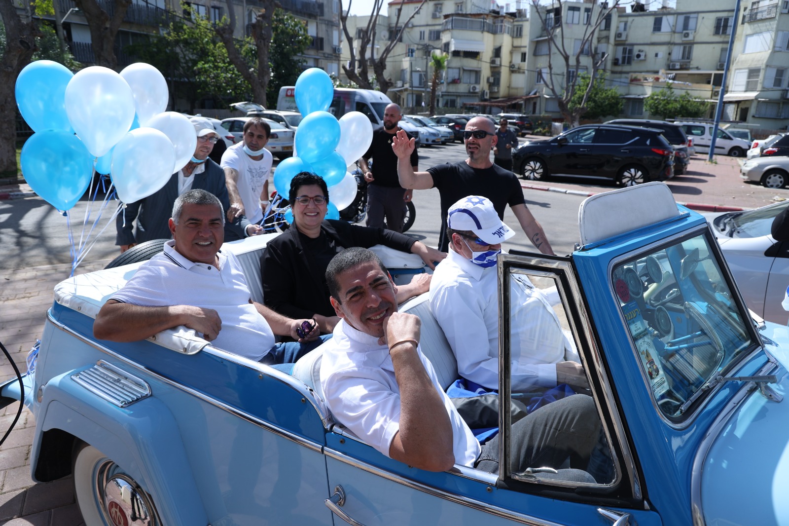 צוות השופטים עם יוסי שטרית 