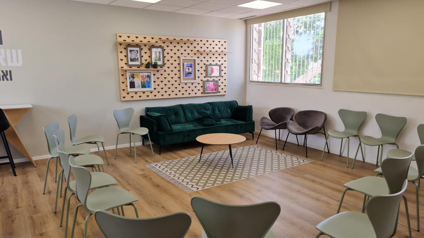 המרחב בבית אקשטיין 