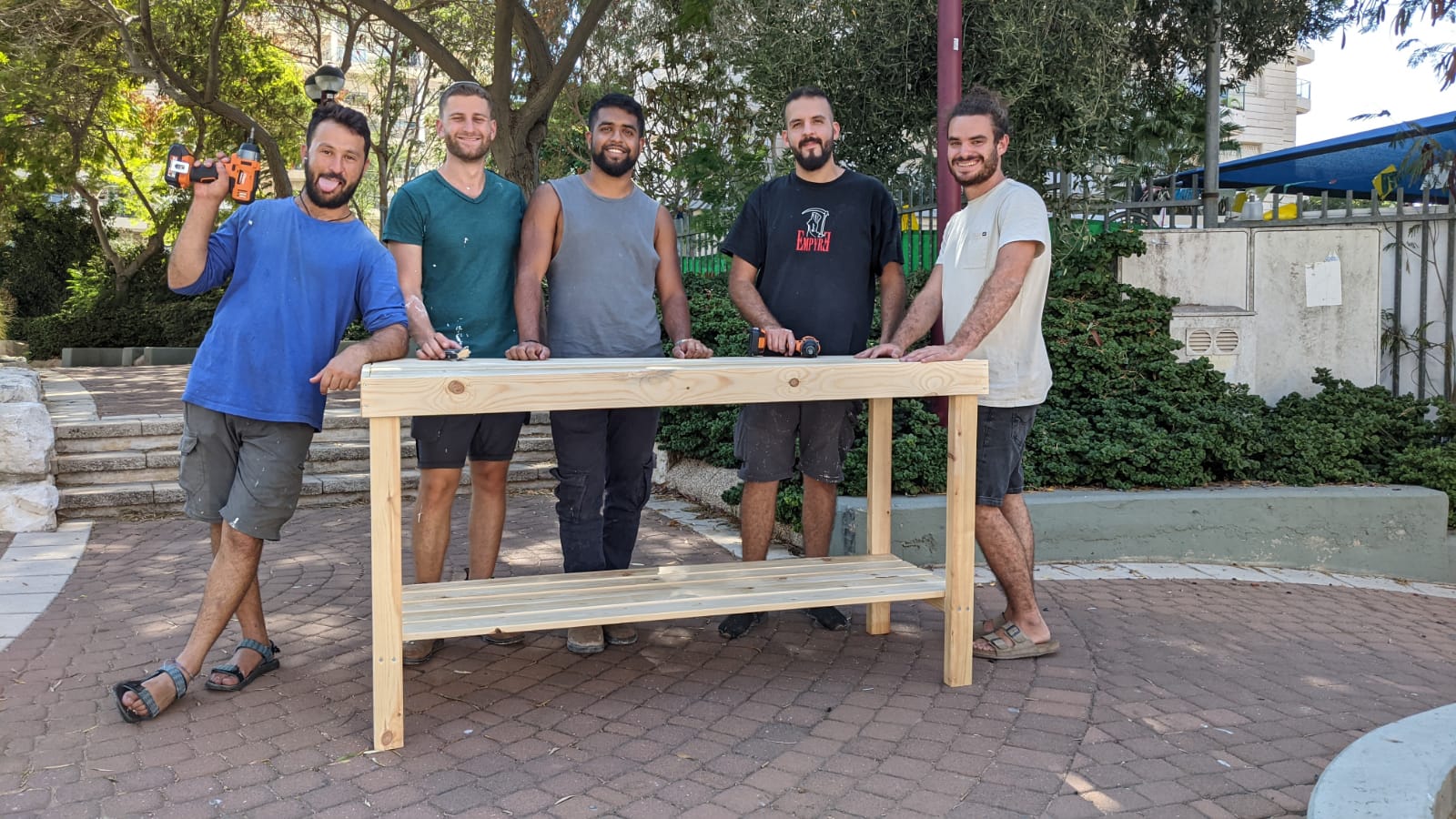 הסטודנטים של כפר איילים למען הקהילה