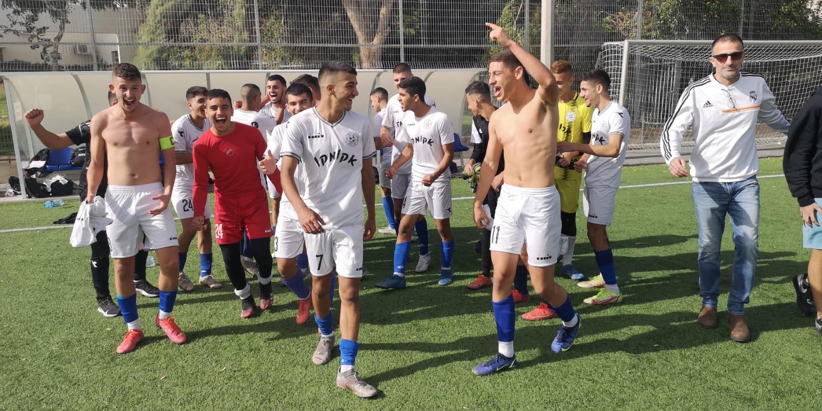 נבחרת הכדורגל של תיכון יובלים באור יהודה עשתה סנסציה ספורטיבית 