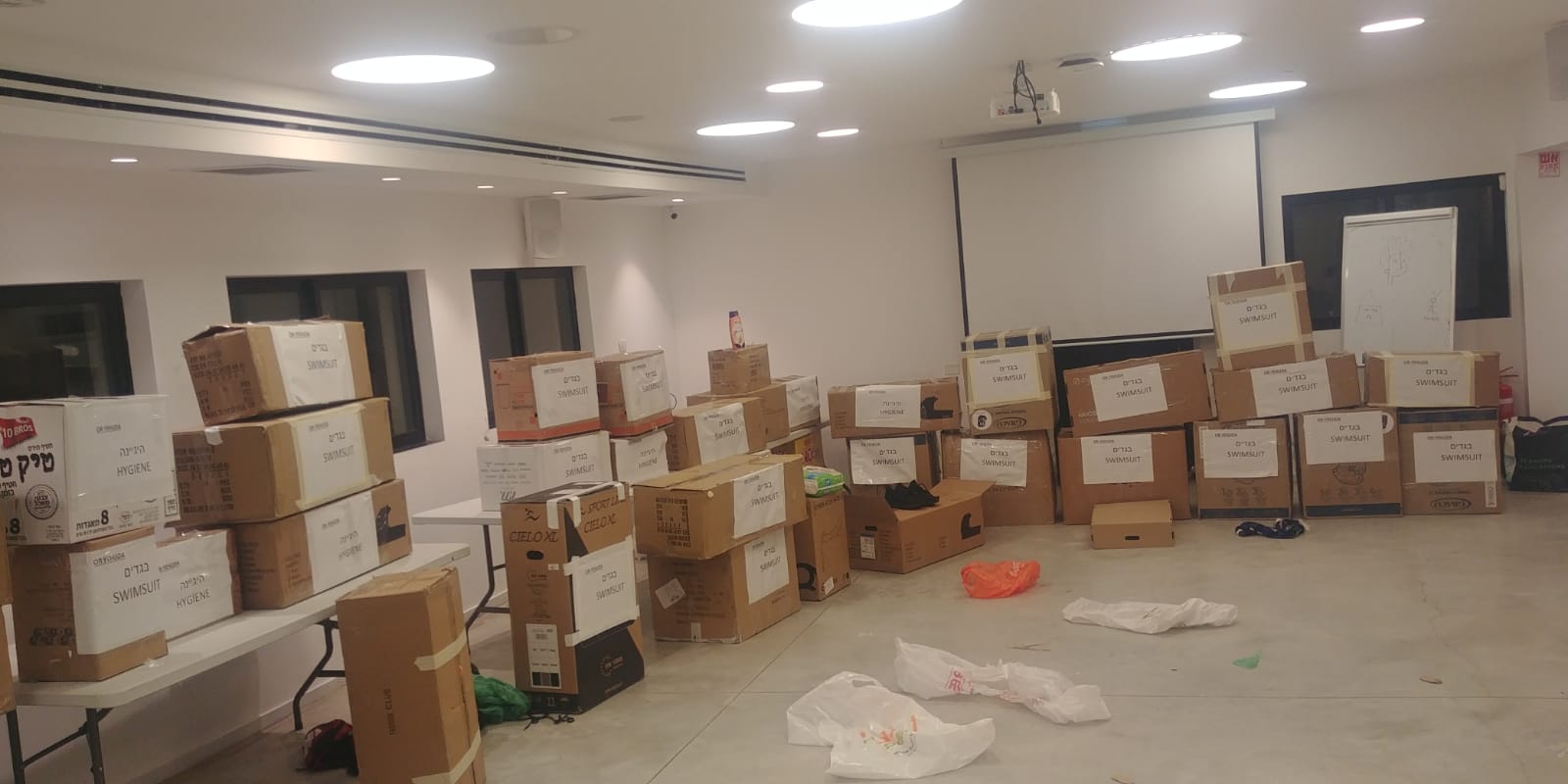 תושבי אור יהודה תרמו ביד רחבה לפליטי אוקראינה