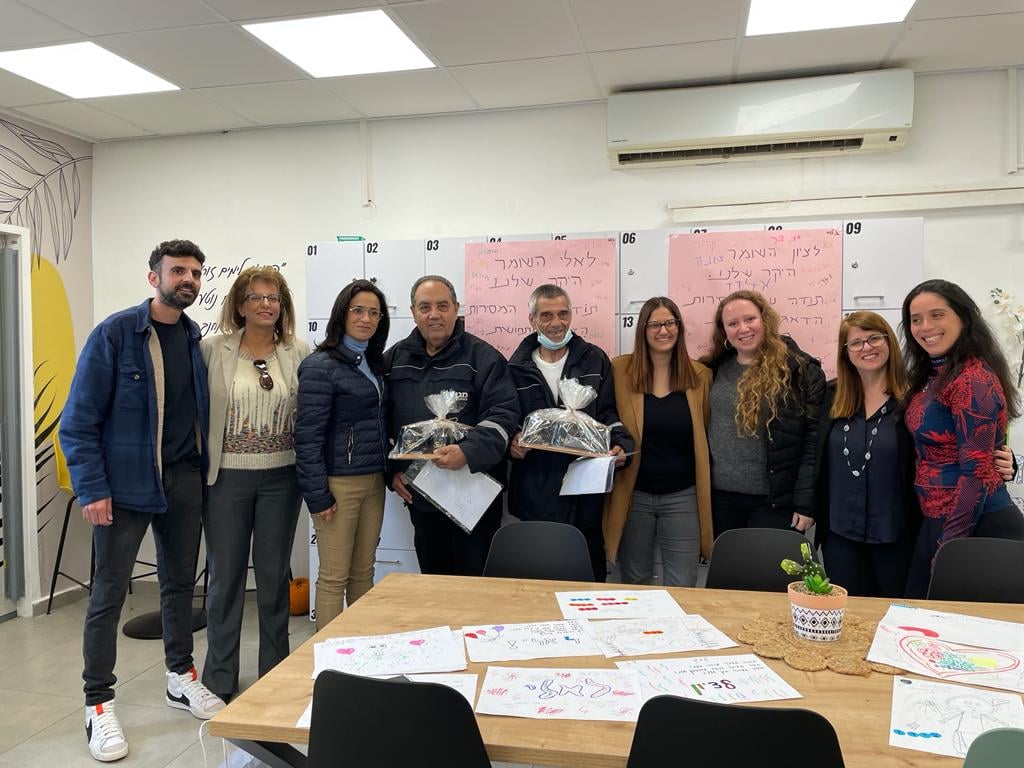 זו השנה השלישית שהעיר מציינת את היום שבו מוענקת תשומת לב למאבטחים במוסדות החינוך