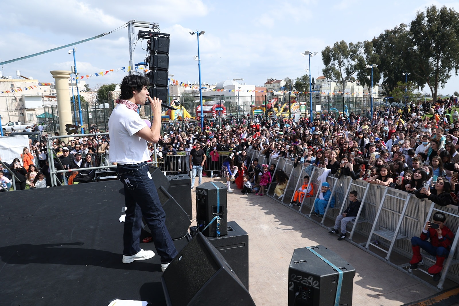 מרגי בהופעה