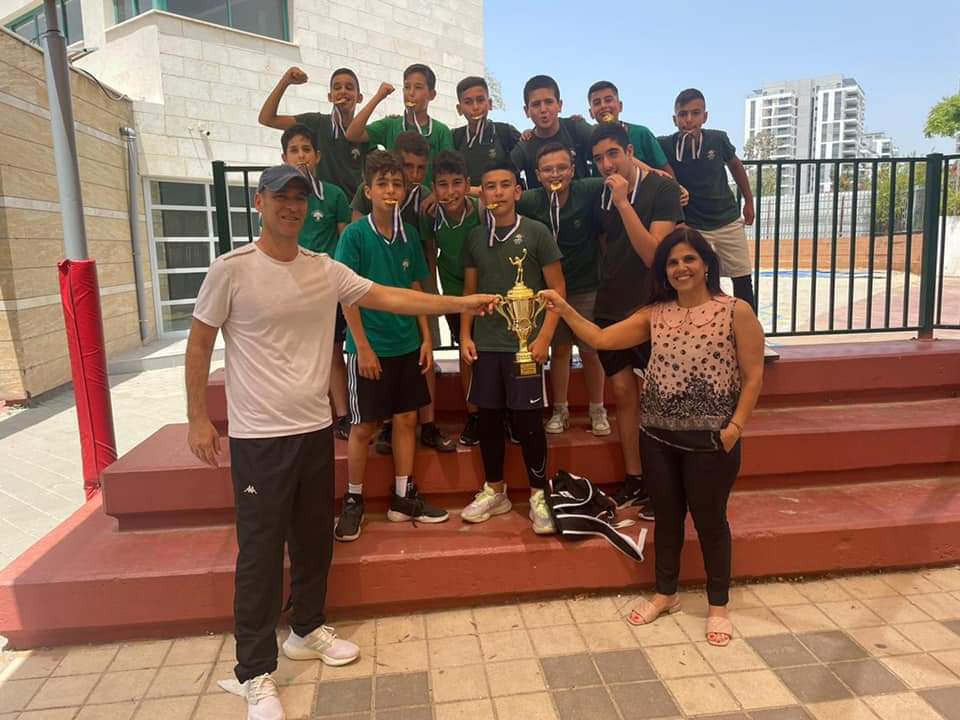 באליפות שנערכת מדי שנה לתלמידי כיתות ה' ו-ו', תלמידות ותלמידי בית ספר שיזף גרפו את המקום הראשון