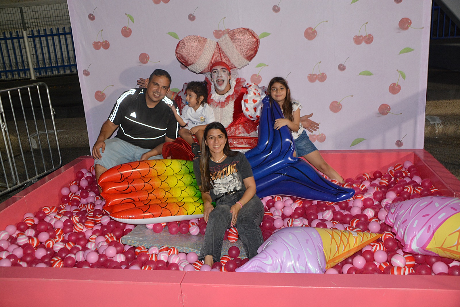 תושבי אור יהודה חגגו בפסטיבל סוויט אנד סלפי בגן הבנים