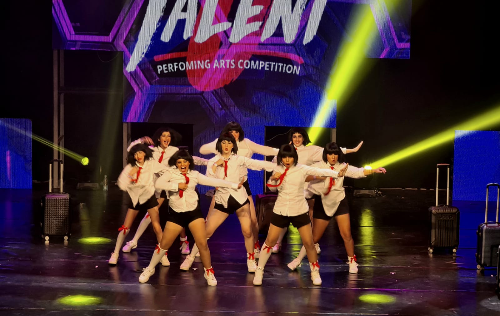 בנות המחול מאור יהודה ייצגו את ישראל ביורודיסני בפריז