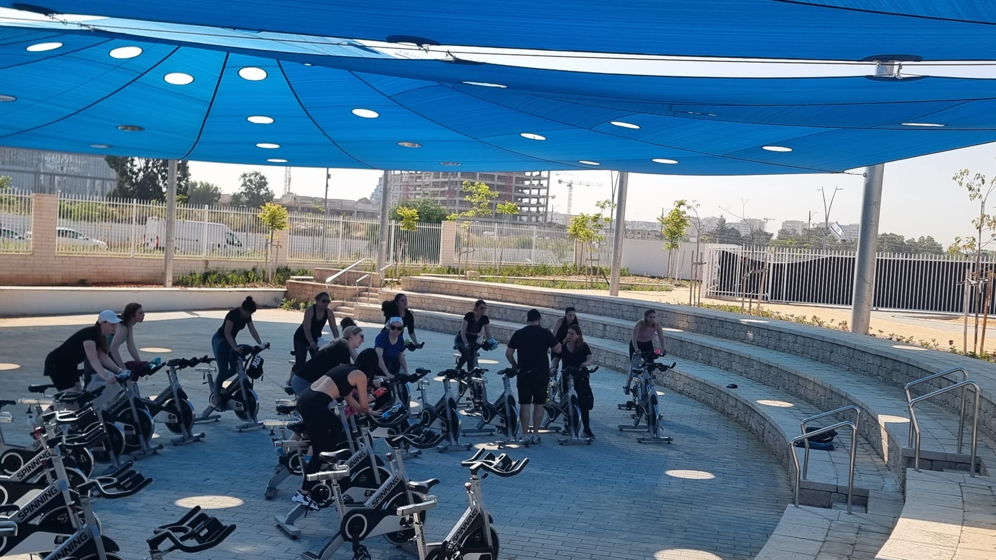 התכנית כללה סדנאות ספינינג ב-3 סבבים, מסיבות זומבה, אימונים פונקציונאליים וטורניר כדורשת עם נשות מאמאנט אור יהודה. פעילויות הספורט התפרסו על פני שבוע ימים במקומות שונים בעיר ואפשרו לנשים ונערות להגיע ולהשתתף ללא עלות. זה זמן רב שעיריית אור יהודה מקדמת את תרבות הספורט בעיר ומעודדת אורח חיים בריא לכלל הקהלים. שבוע הספורט הוא חלק מתוכנית העבודה השנתית להנגיש את הפעילות הגופנית לתושבי העיר.