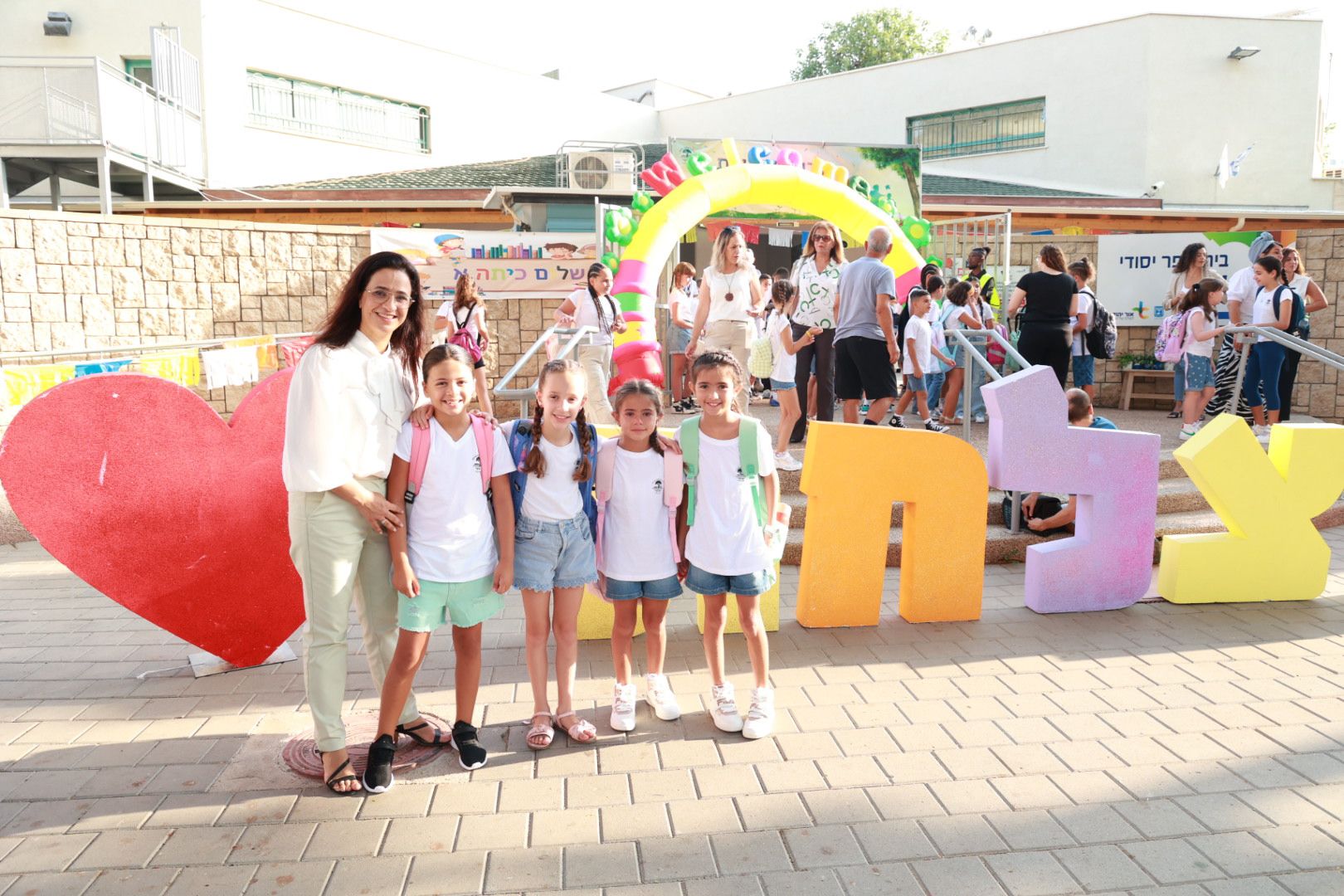  במהלך השבועיים הקרובים צפויים להתפרסם נתוני משרד החינוך בנוגע לאחוזי הזכאות לבגרות, כשאור יהודה עתידה לקפוץ בכ-10 אחוז נוספים בנתונים ולהעמיד את שיא כל הזמנים.