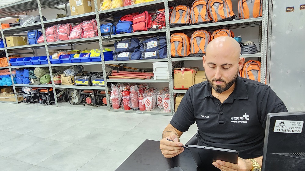 ראש העיר, ליאת שוחט, מציינת: "אני מאמינה גדולה במשפט של 'מי שטורח בערב שבת, אוכל בשבת', ולכן בשנים האחרונות עמלנו בכל הגזרות כדי להתכונן לרגע הזה ודאגנו לאבזר את מחסן החירום שברשותנו כדי להיערך גם לתרחישים קיצוניים כמו מחסור במים והיעדר חשמל לזמן ממושך. 