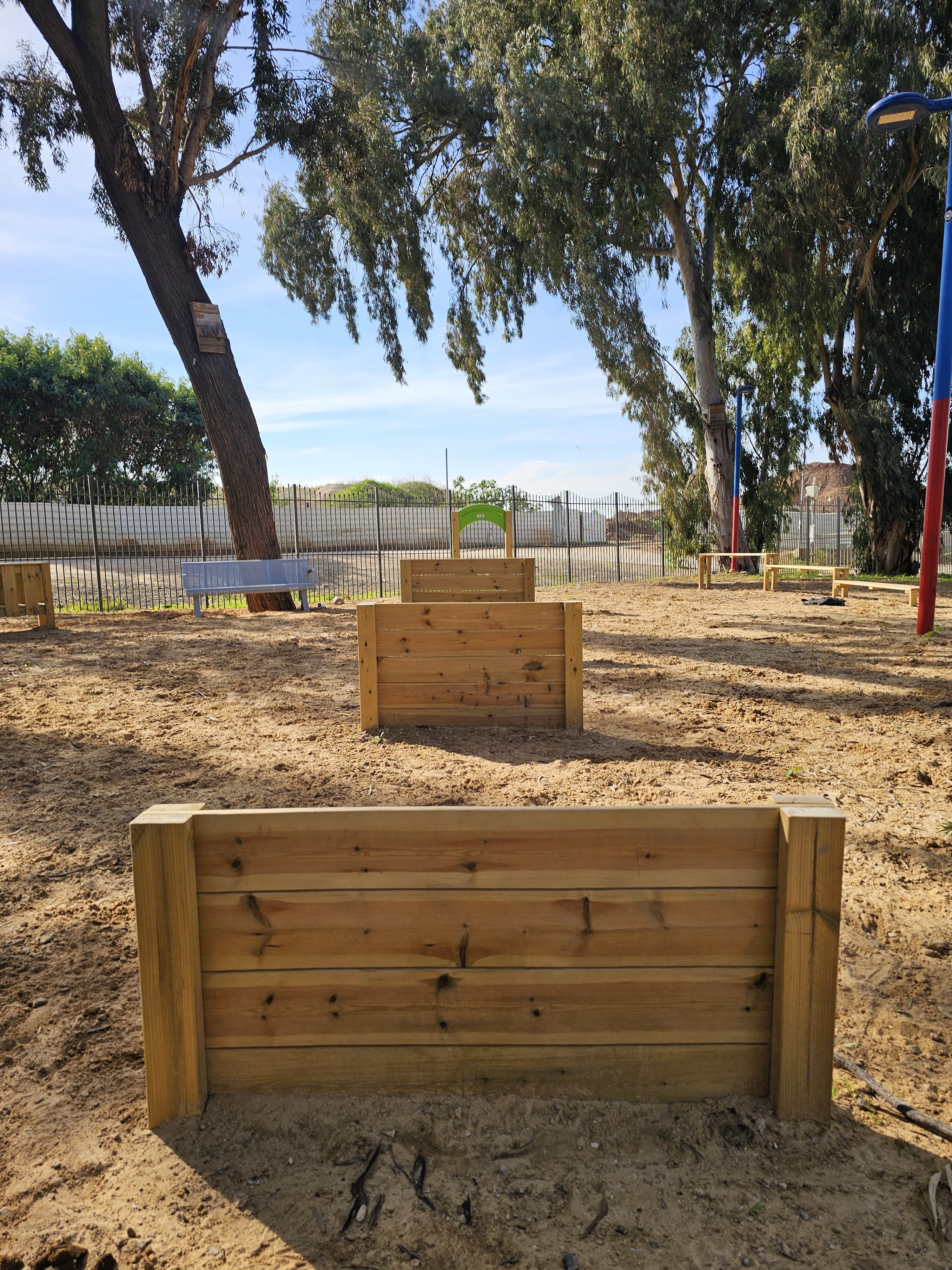 אור יהודה ממשיכה להרחיב את המענה שניתן לבעלי כלבים, ולאחרונה השלימה את ההקמה והפיתוח של גינת הכלבים החמישית בעיר, שממוקמת מאחורי גן התשעה. גינה זו עתידה לשרת את תושבי השכונות הדרומיות, ובעיקר את תושבי מתחם סחל"ב הסמוך.