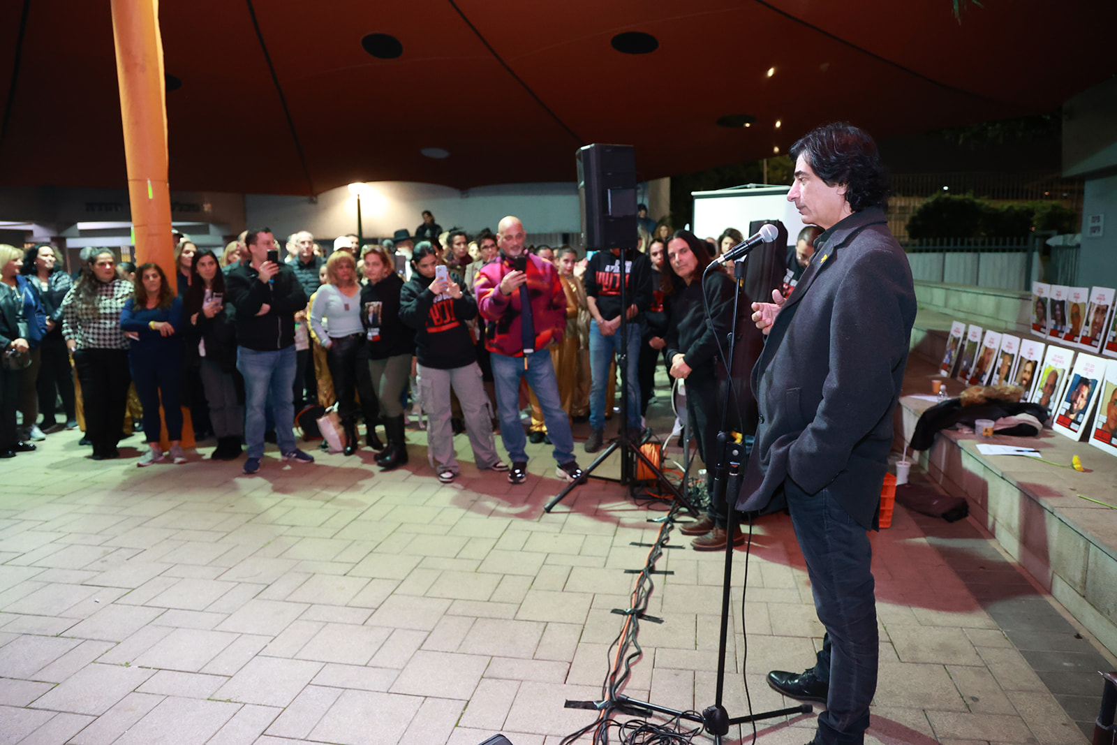 מאות תושבי אור יהודה קראו להשבתם של 136 החטופים