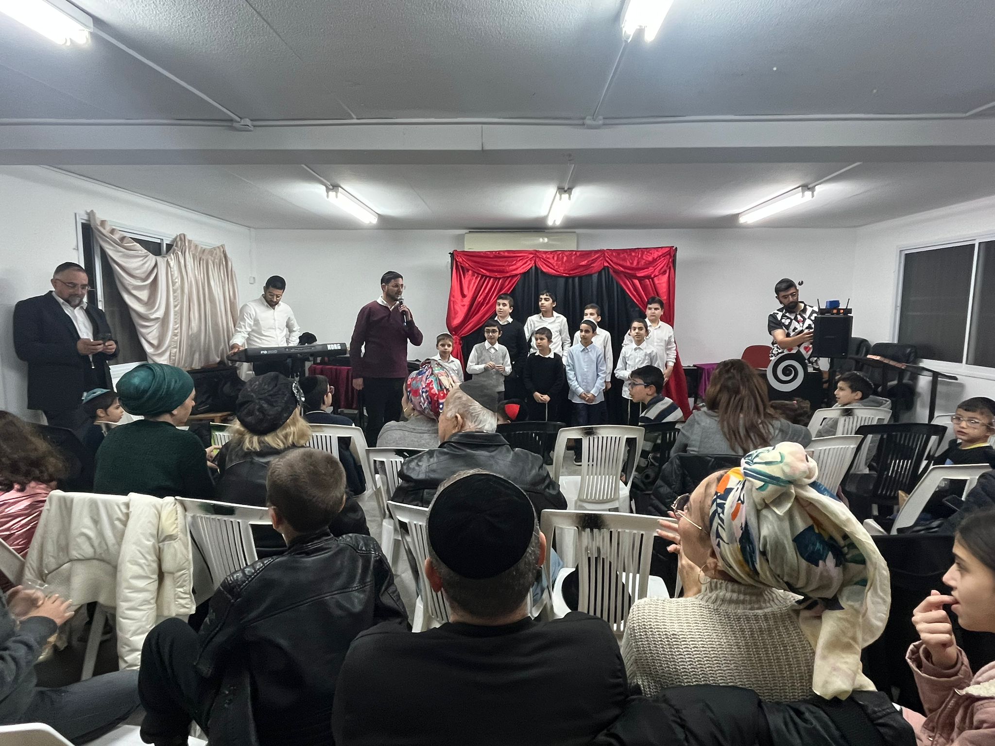 עיריית אור יהודה ממשיכה לקיים פעילויות מגוונות לקהילה הבוכרית בעיר.