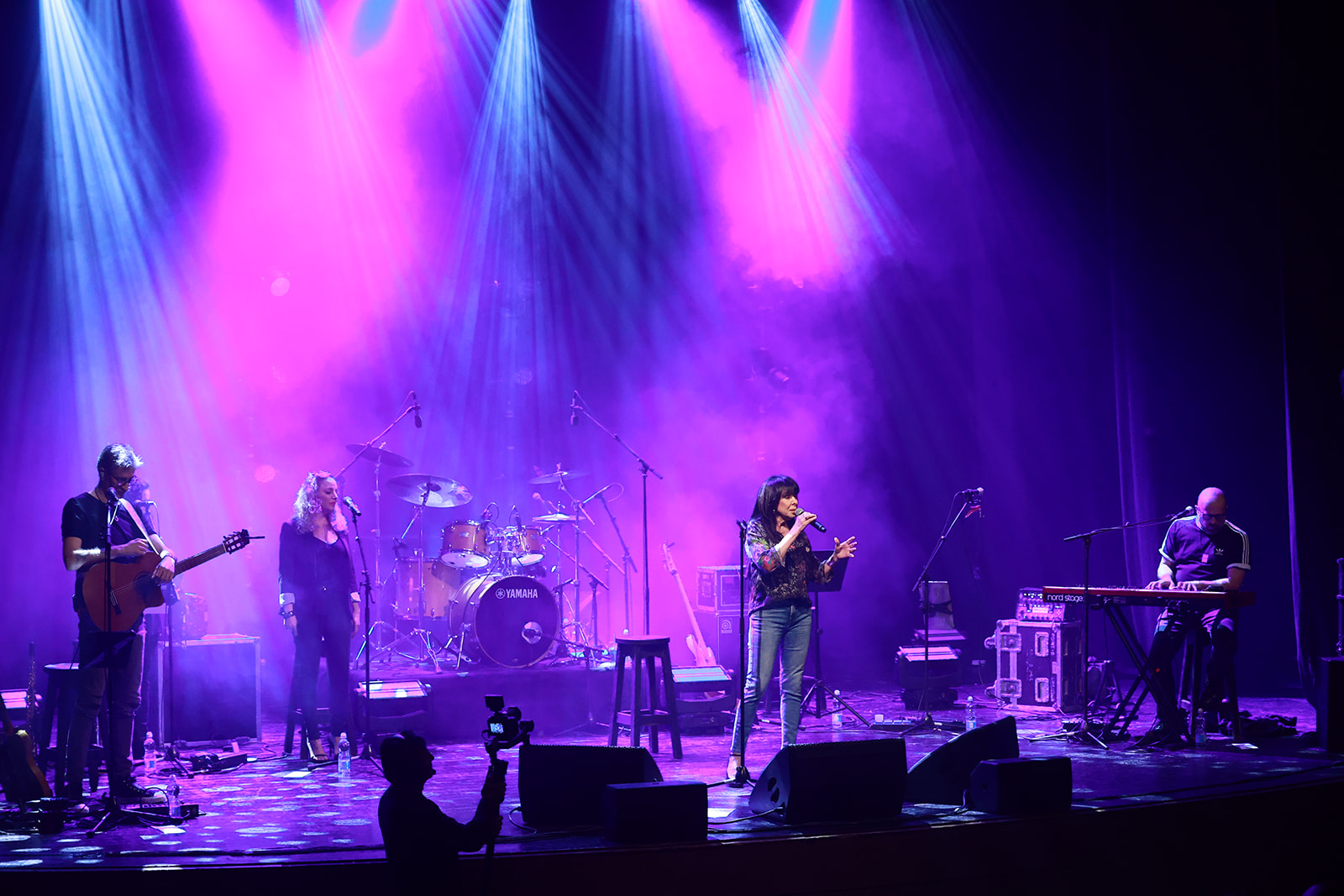 באירוע ההוקרה ניתנה אפשרות ל-5 מתנדבים בולטים במיוחד לעלות לבמה ולשתף את הקהל בהתגייסות וברצון הטוב שלהם לסייע ולתת לעצמם למען האחר - מני כהן מיחידת סע"ר, מיכאל כץ מאטיליו בית הספר לבישול, אילן ארביב מכיתת הכוננות, טל ברנשטיין מחמ"ל פרטי שהפעילה ועמית שרבי שמבקרת את פצועי המלחמה. בנוסף, עדי זרוג נשא את דבר המתנדבים.