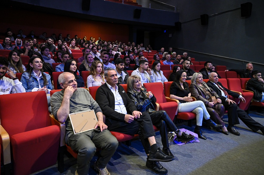 בחמישי האחרון התקיים בהיכל התרבות ערב מיוחד שכל מטרתו הייתה להודות להם על שירותם ותרומתם להגנת האזרחים, להעלות את מורל חיילי היחידה, לסייע בגיבושם, ולסכם את מספר חודשי הלחימה העזה. עסקים רבים מאור יהודה התגייסו, תרמו ביד רחבה וסייעו להצלחת הערב, שדרת הממתקים, פרח לי, תפארת בלונים, אתי קינוחים, אודיגו וארז ששון, כמו גם אימהות למען עומריקי. האוכל הרב שנותר נתרם למכינות בעיר ולמשפחות נזקקות.