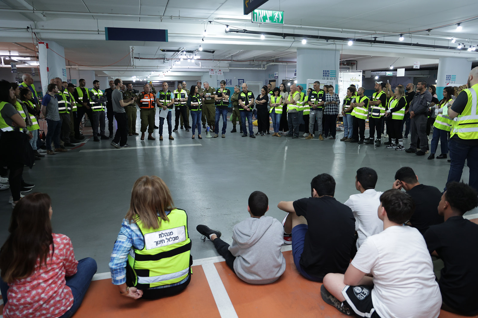 עיריית אור יהודה לא לוקחת סיכונים לאור האירועים המתגלגלים בצפון ונערכת במלוא המרץ לתרחישים הקיצוניים ביותר, כשהיום (רביעי) בוצע תרגול של פינוי תושבים למחסה המוני אל חניון תת קרקעי.