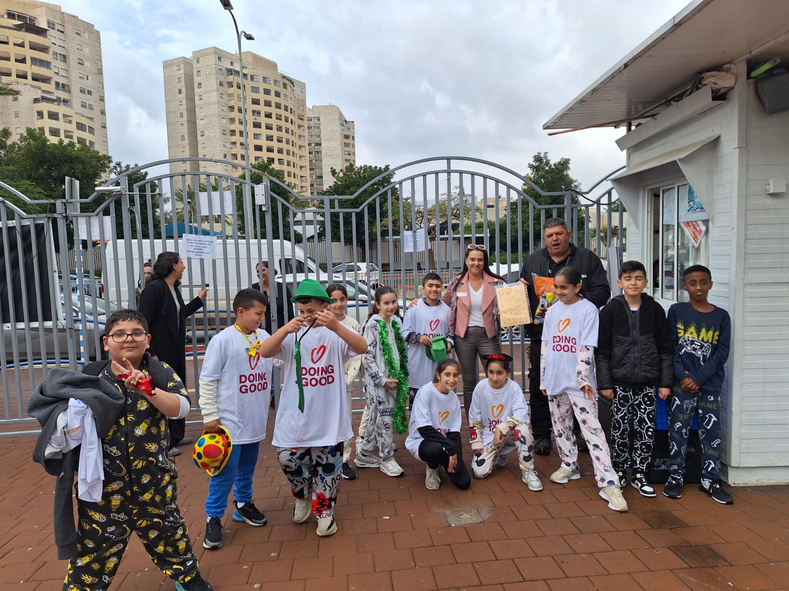 יום המאבטח באור יהודה כבר הפך למסורת, כאשר אחת לשנה בכל בתי הספר בעיר עוצרים לרגע כדי להגיד תודה למאבטחי מוסדות החינוך.