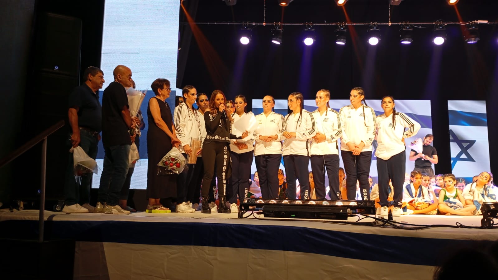 מופע המחול של להקות MDC באור יהודה