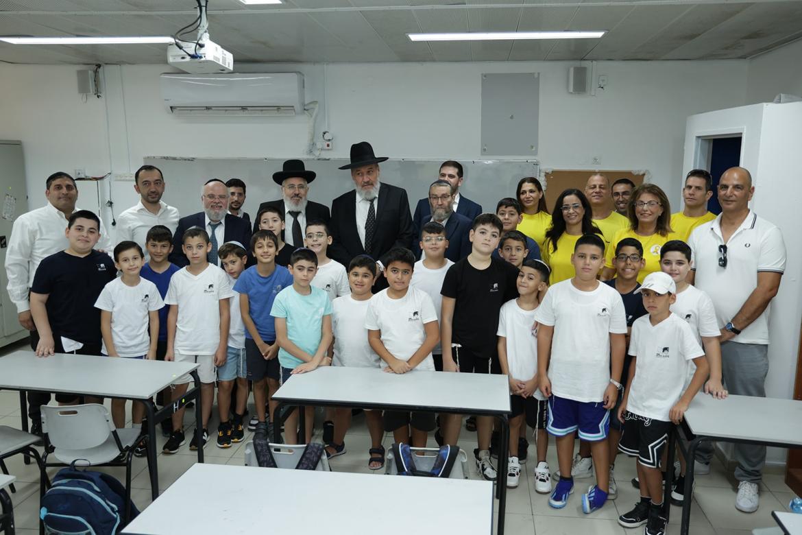 כמו כן בקיץ האחרון השקיעה