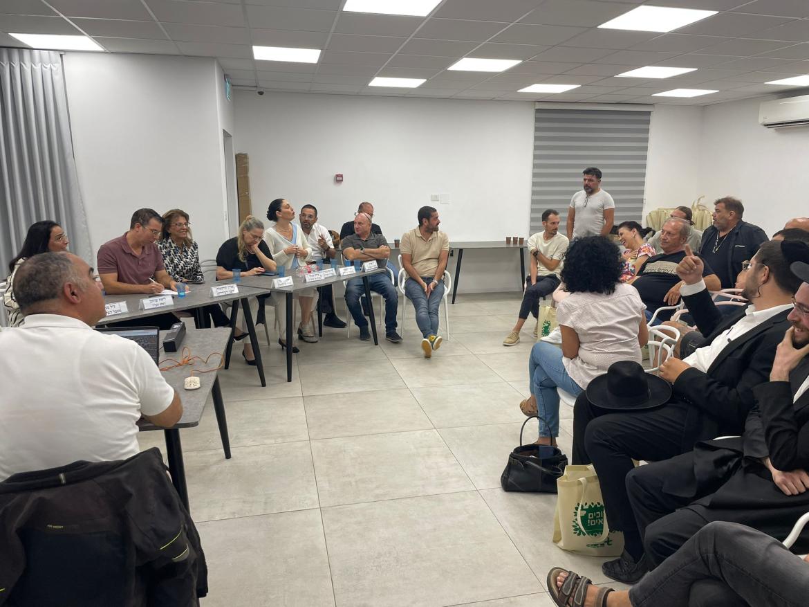 עשרות תושבים חדשים של שכונת נווה איילון