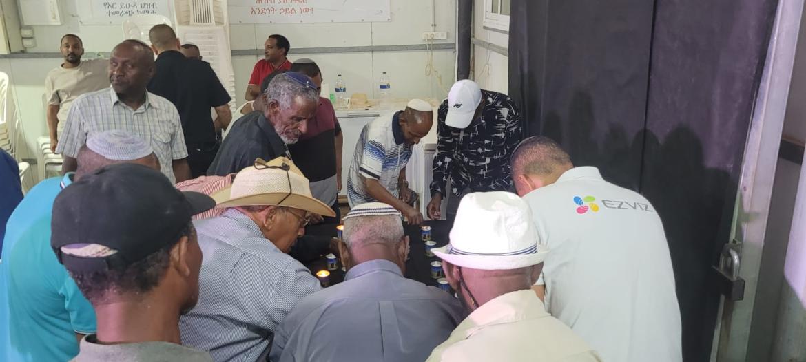 במהלך חודשי יולי-אוגוסט