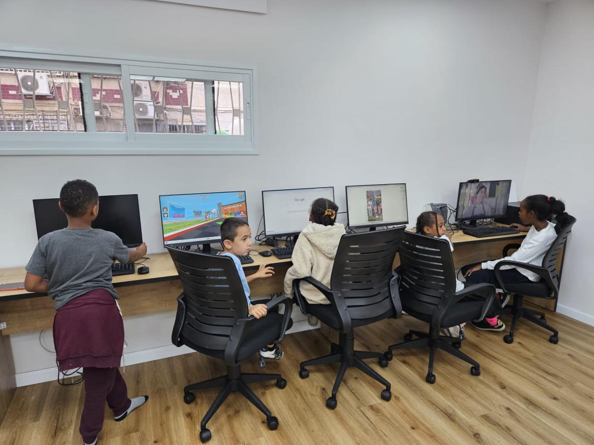 שש המועדוניות מנוהלות