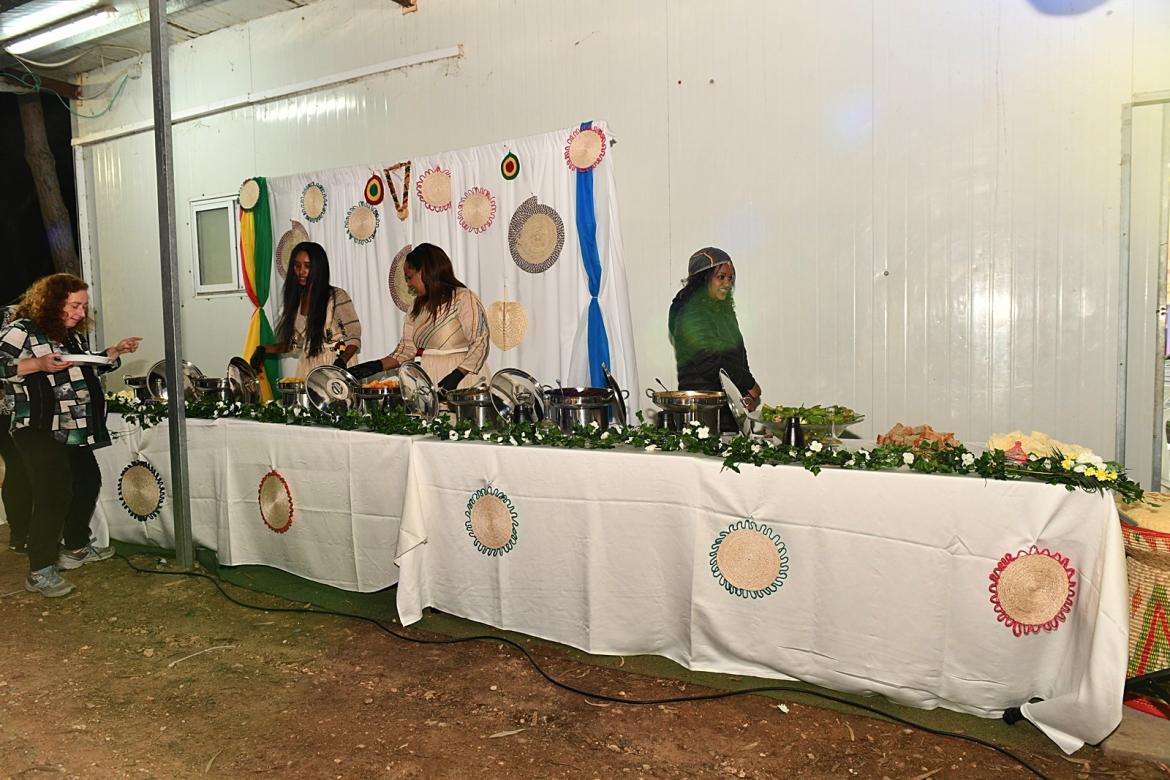 חיבור עמוק לשורשים