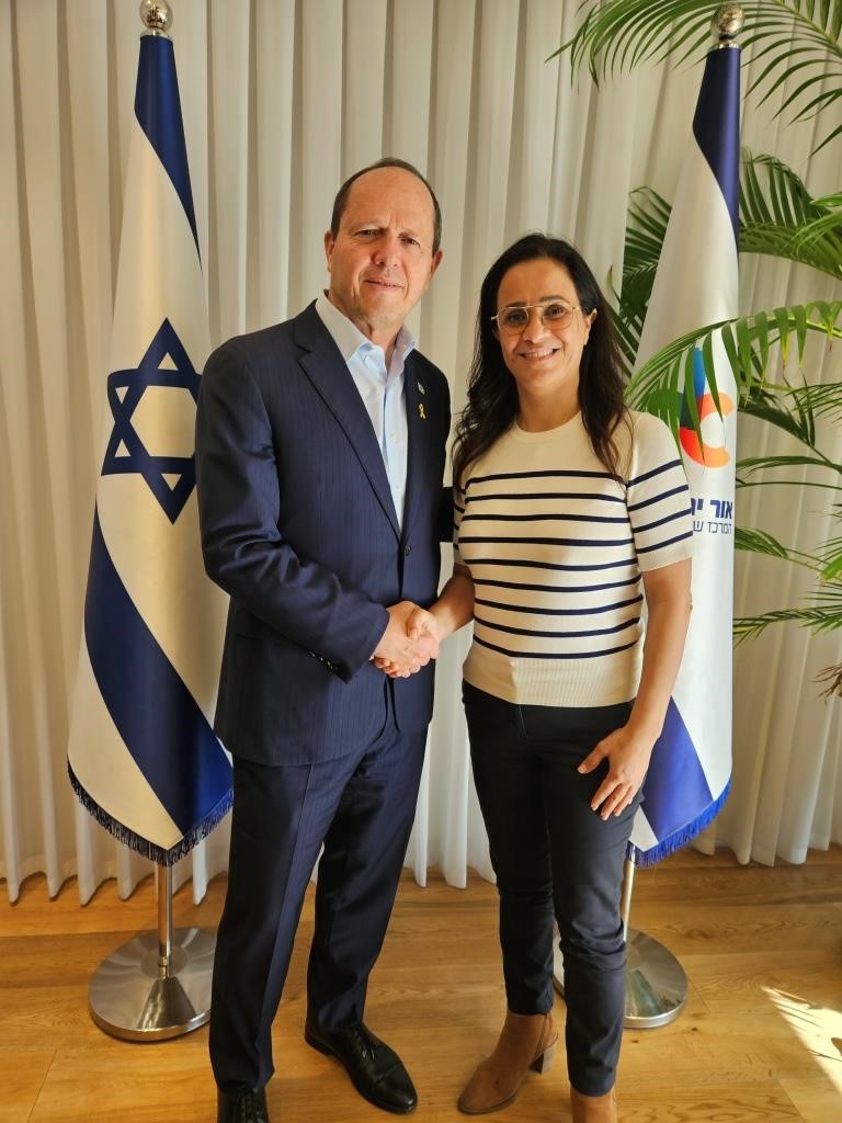 שוחט סיפרה לשר