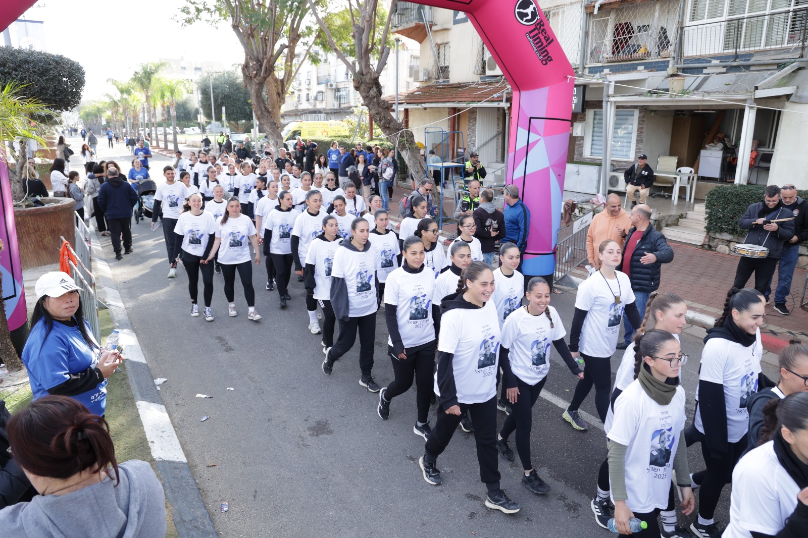 רונית לוי ולאה זדובה