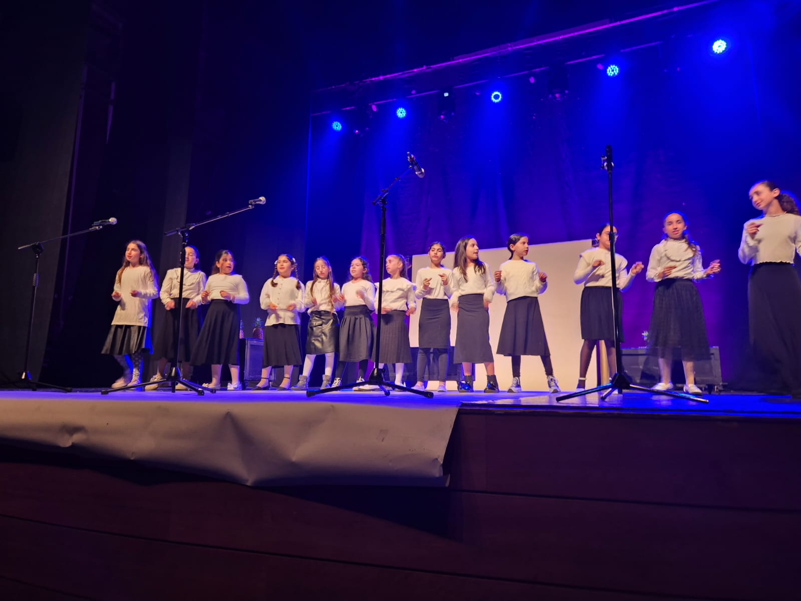 חיזקו את הקשר הקהילתי