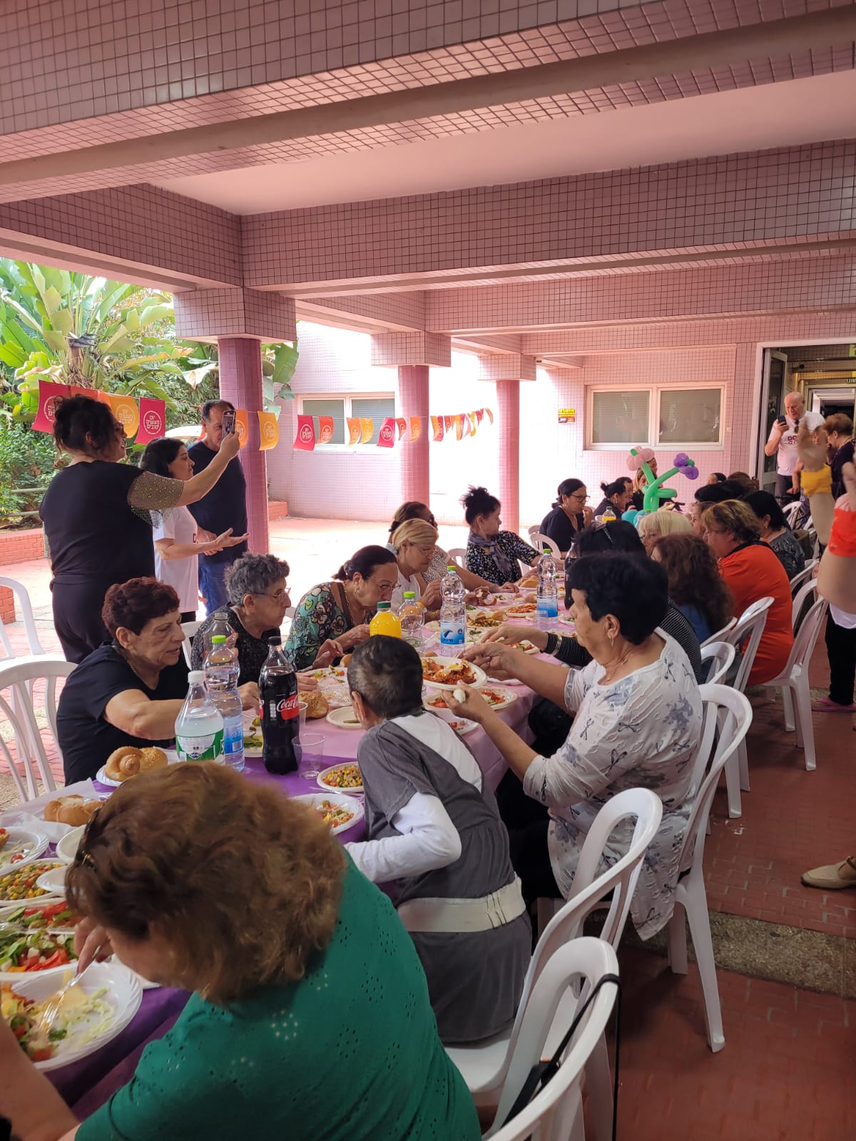 חמה ומאוחדת