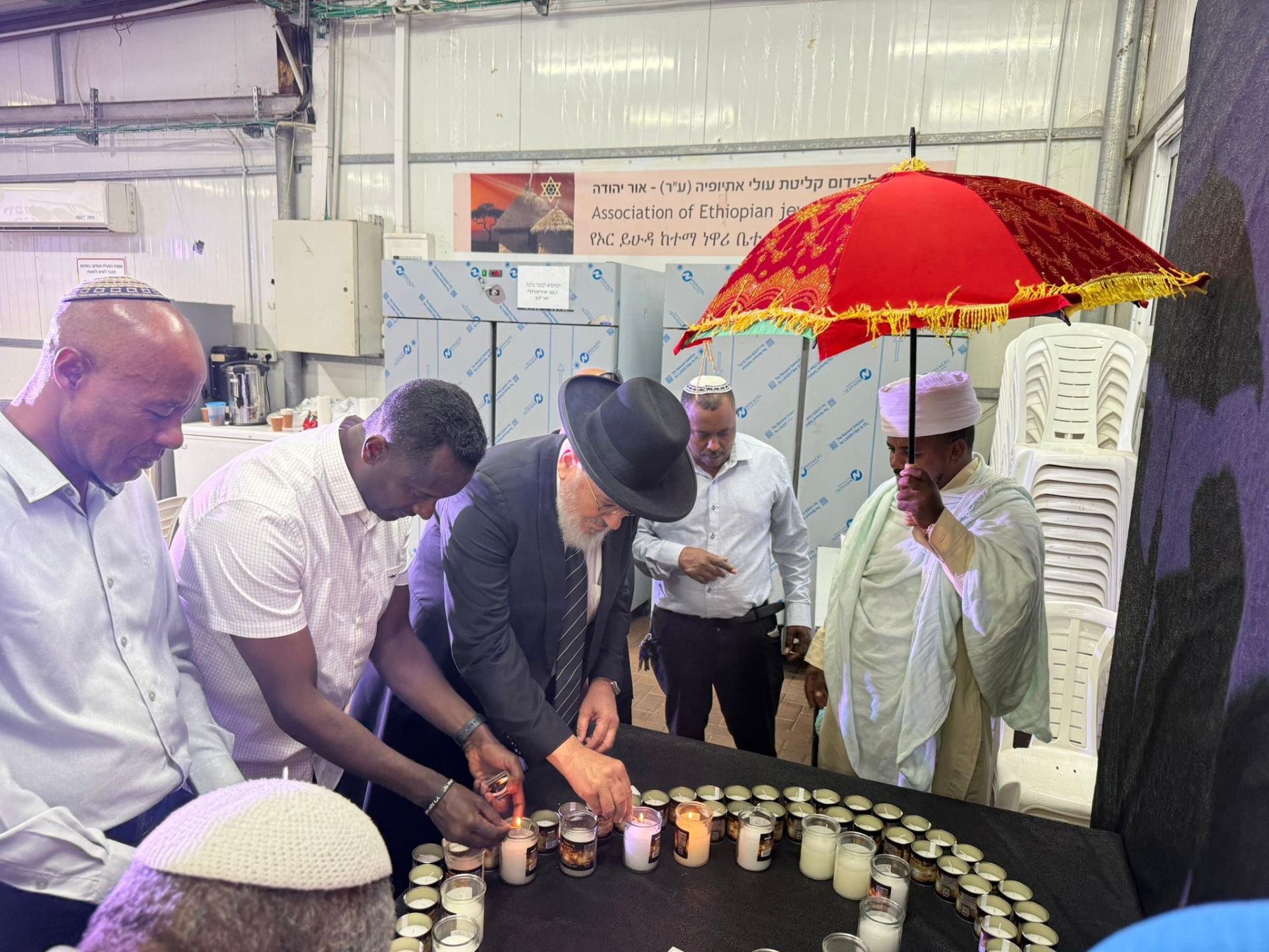 באירוע השתתפו רב העיר