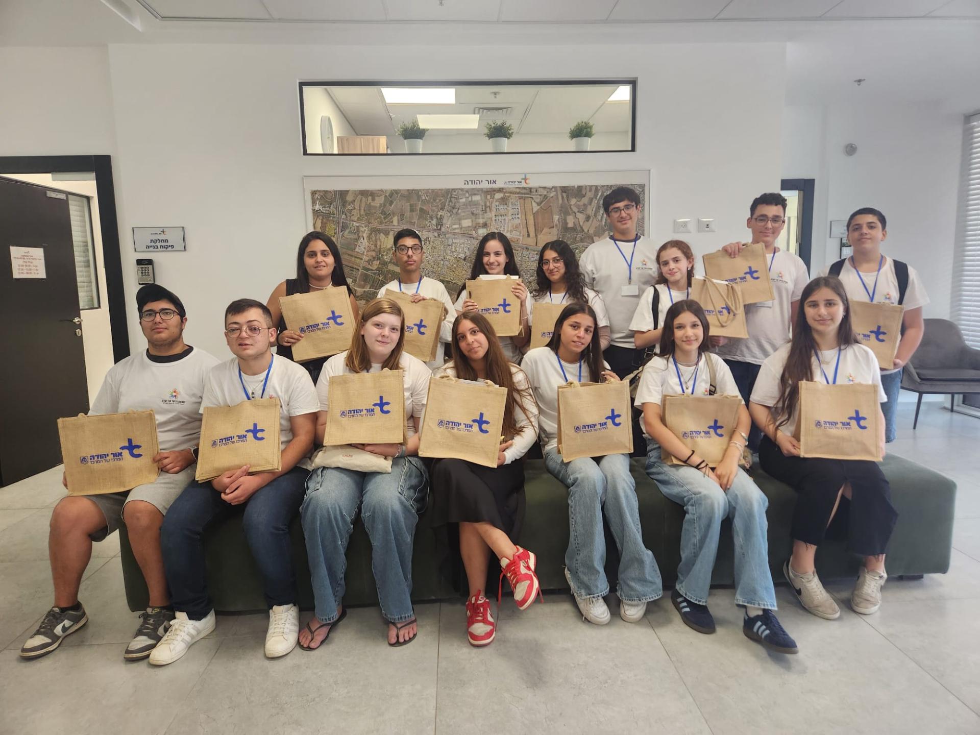 יש לנו בני נוער יוזמים