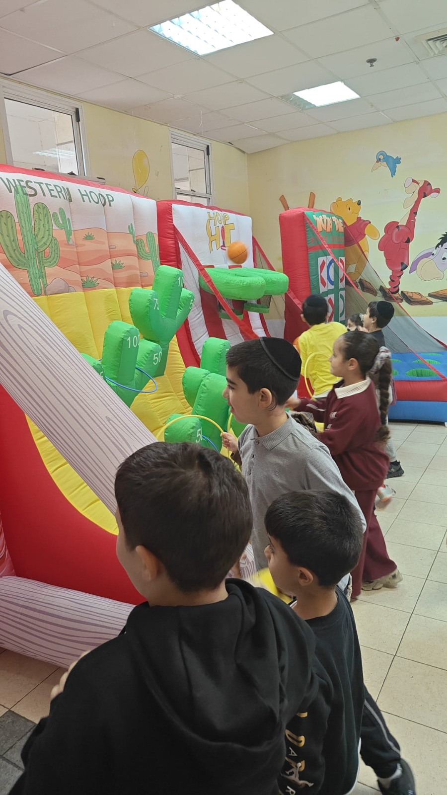 פעילות הפגתית במקלטים