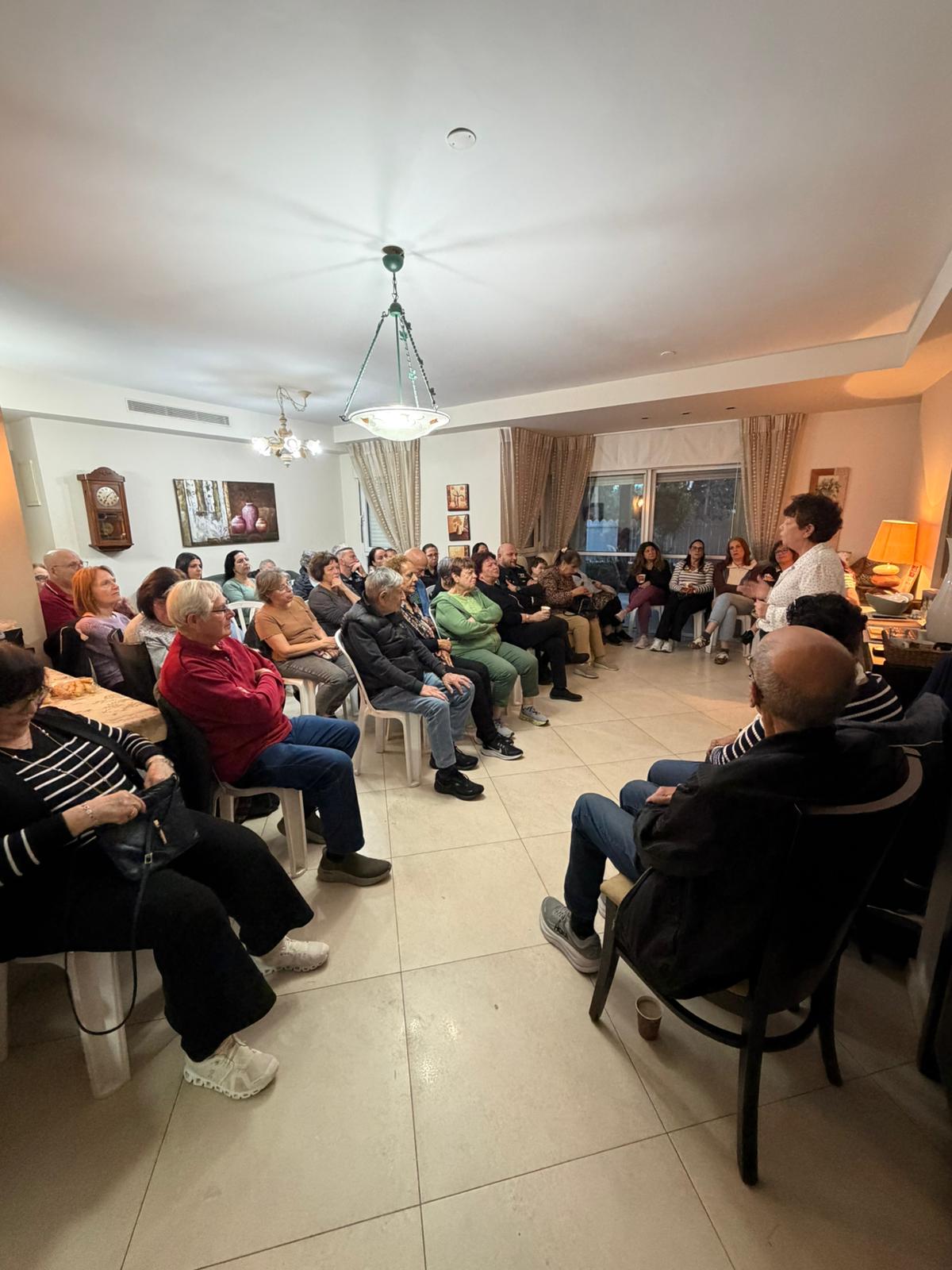 זיכרון בסלון - 1