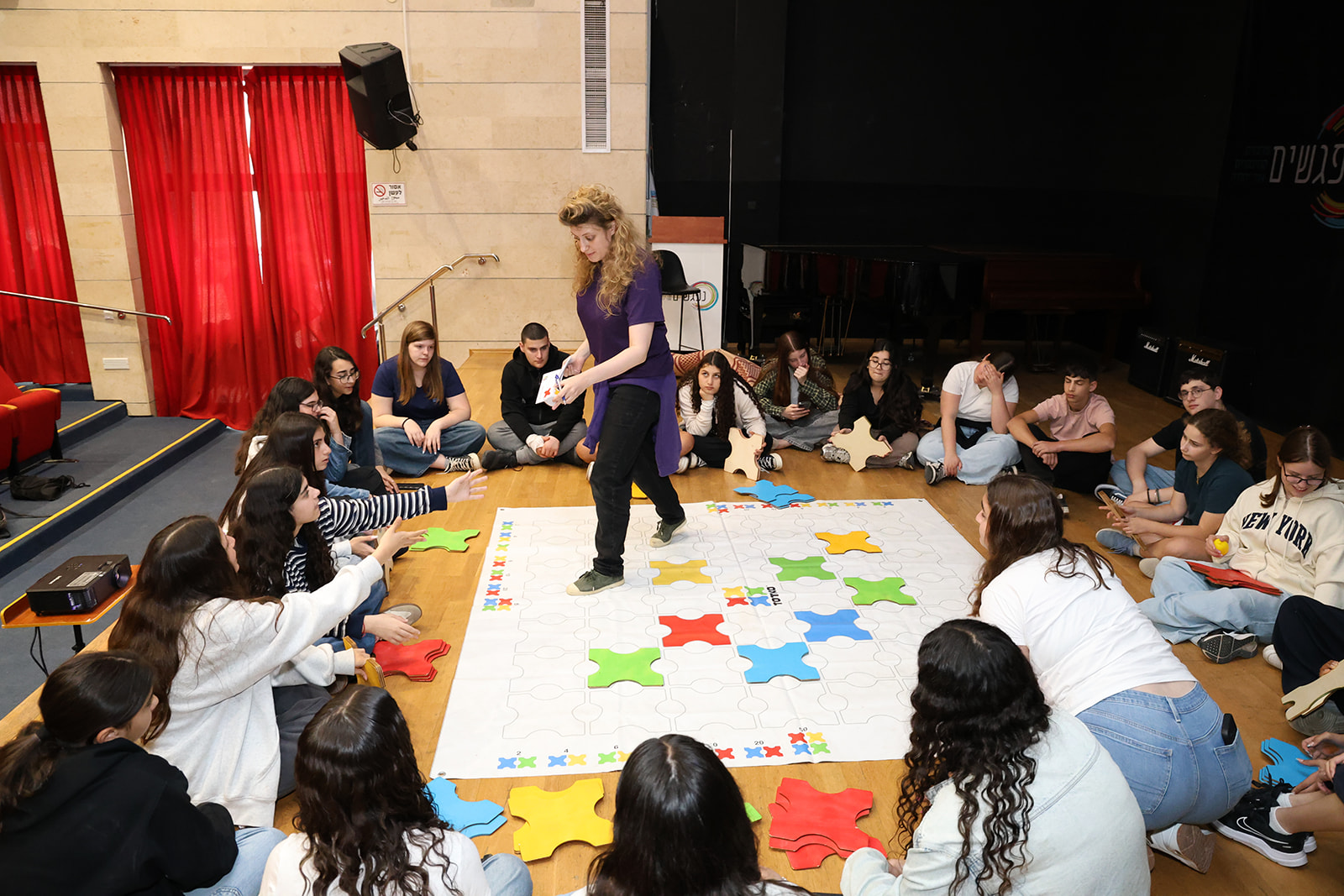 כנס מנהיגים את המחר 6