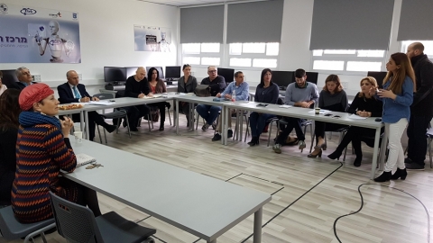 אבואב ביקר באור יהודה (4).jpg