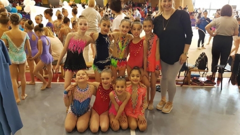 הצלחה לנבחרת ההתעמלות האמנותית בתחרות בינלאומית באילת (4).jpg