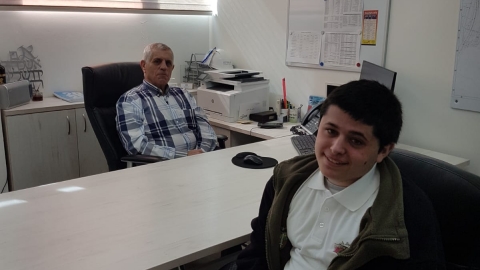 אלי אהרוני מנכל העירייה עם מקבילו.jpeg