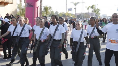 חיילות פלוגת הדר במרוץ.jpeg