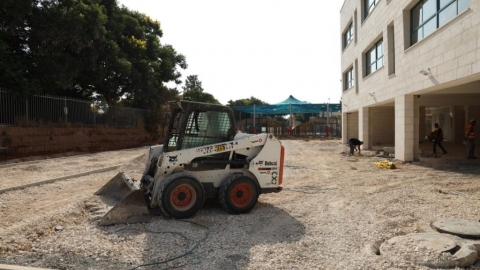 עבודות ההרחבה של שיזף.jpeg